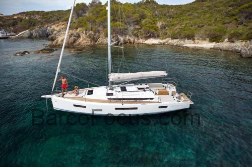 Jeanneau Sun Odyssey 440 ficha-técnica e avaliações